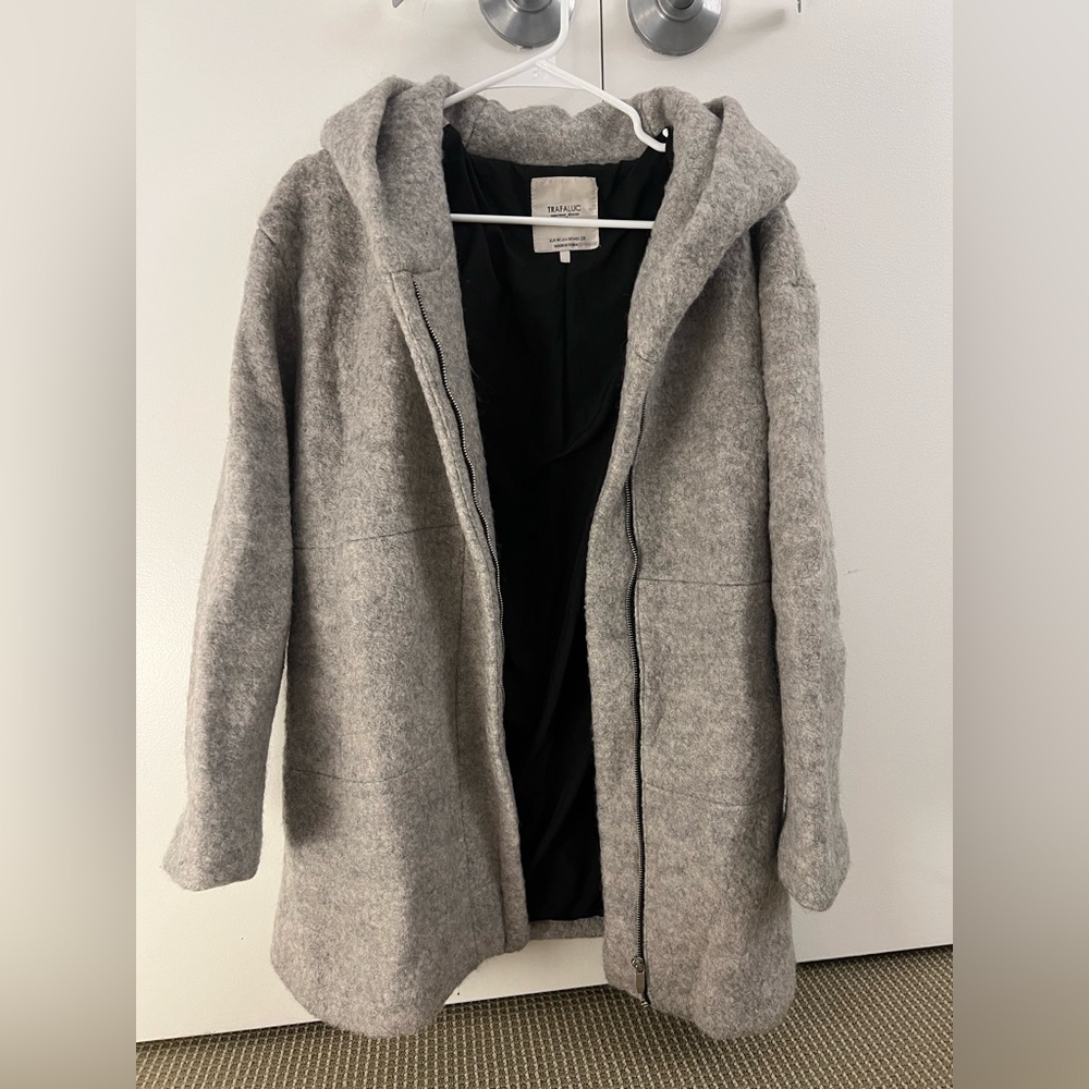 Zara TRA grey super warm coat size M